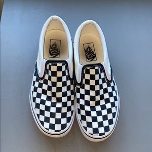 black and white checkered slip on vans